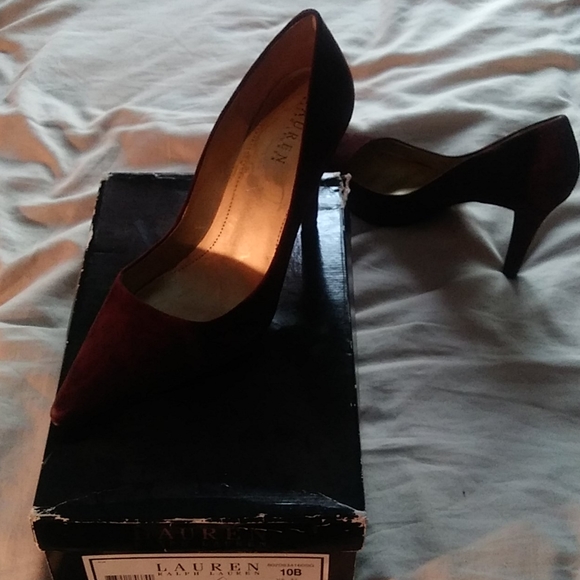 Heels - Picture 3 of 4